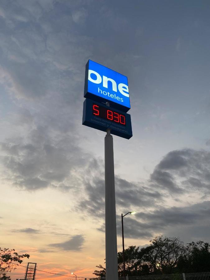 One Tapachula Hotel Exterior photo