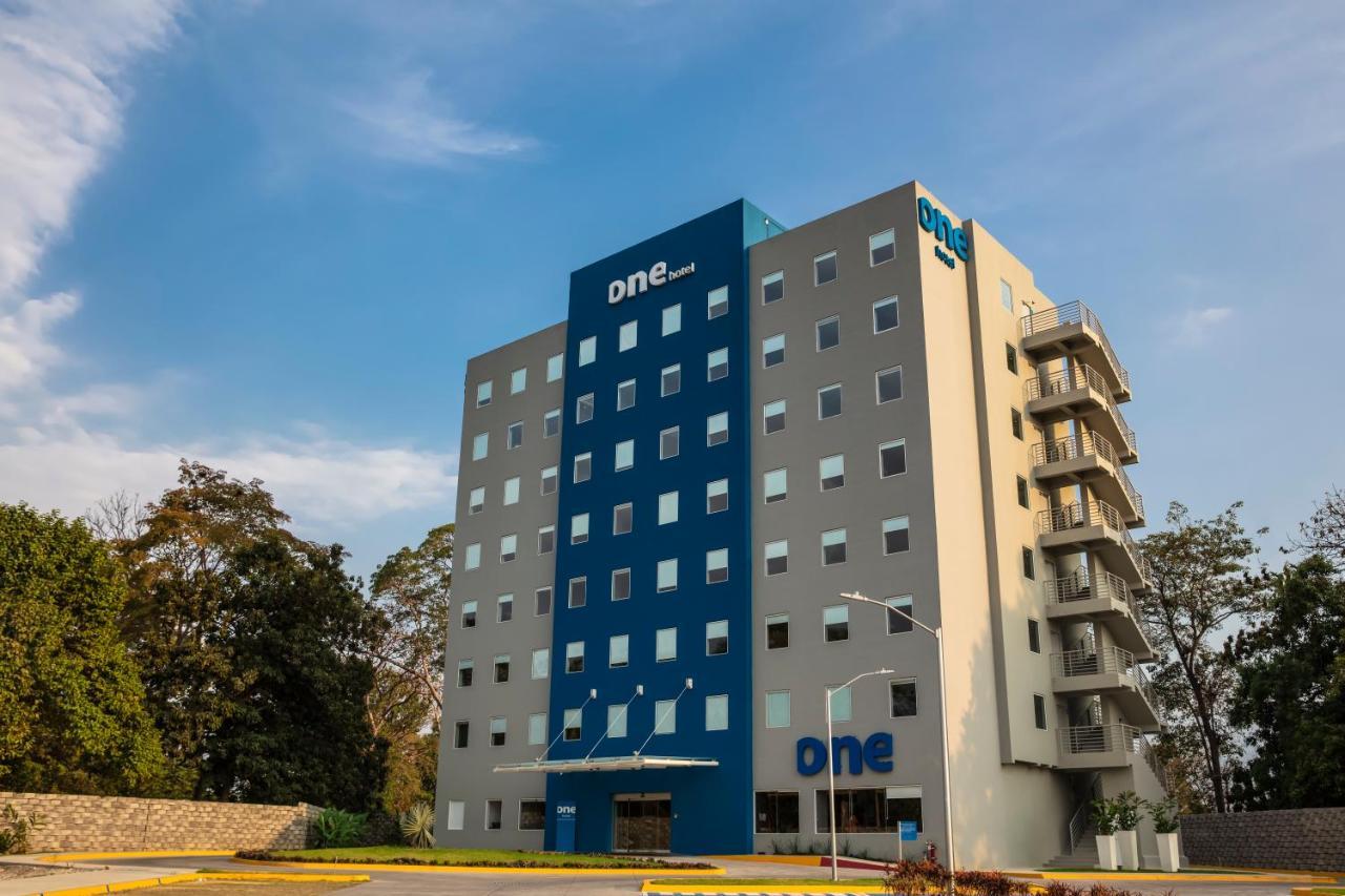 One Tapachula Hotel Exterior photo